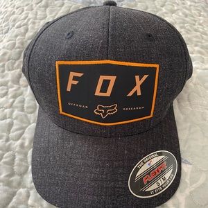 Mens fox hat